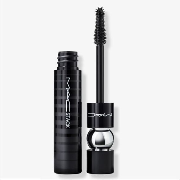 Mac Cosmetics Mac Stack Infinite-Build Volume + Length Mascara - Picture 6 of 11
